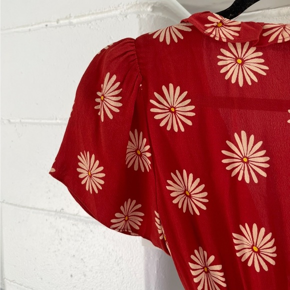 Madewell Ruffle-Edge Wrap Midi Dress in Daisy Dream - Picture 12 of 12